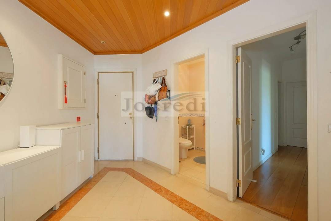 Apartamento T3 para Arrendamento em Carcavelos e Parede Foto 7