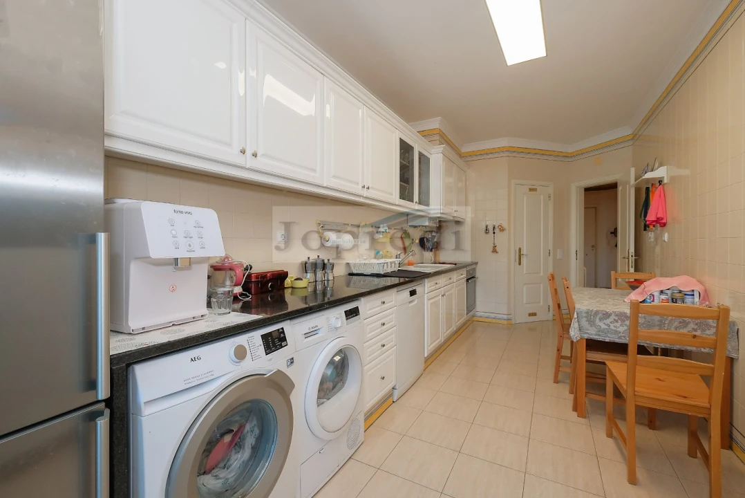 Apartamento T3 para Arrendamento em Carcavelos e Parede Foto 17