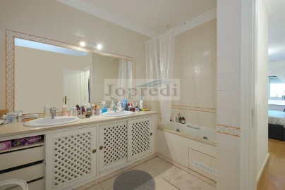 Apartamento T3 para Arrendamento em Carcavelos e Parede