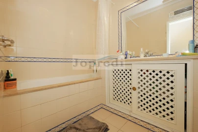 Apartamento T3 para Arrendamento em Carcavelos e Parede