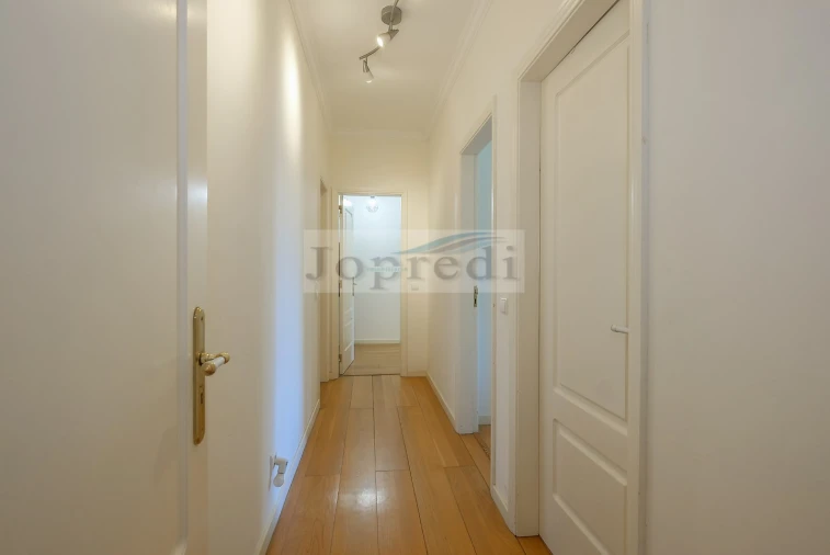Apartamento T3 para Arrendamento em Carcavelos e Parede Foto 21