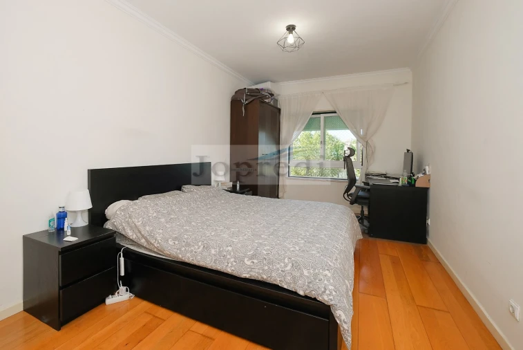 Apartamento T3 para Arrendamento em Carcavelos e Parede Foto 22