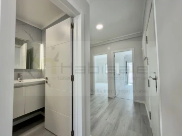 Apartamento T2 para Venda em Oeiras e São Julião da Barra, Paço de Arcos e Caxias