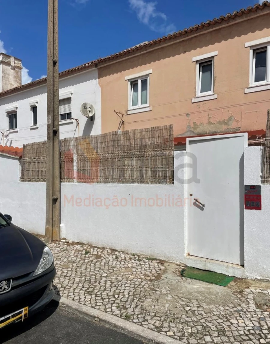 Moradia T2 para Venda em Caparica e Trafaria Foto 8