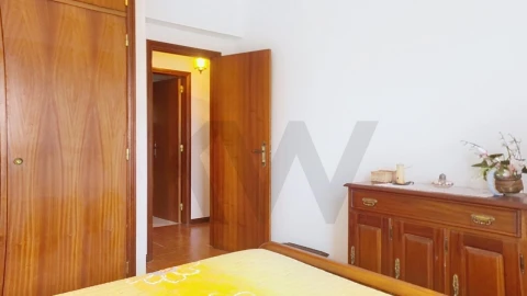 Apartamento T1 para Venda em A dos Cunhados e Maceira