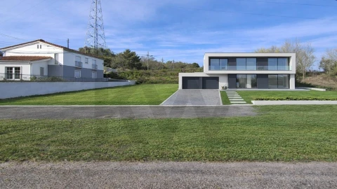 Terreno para Venda em Leiria, Pousos, Barreira e Cortes