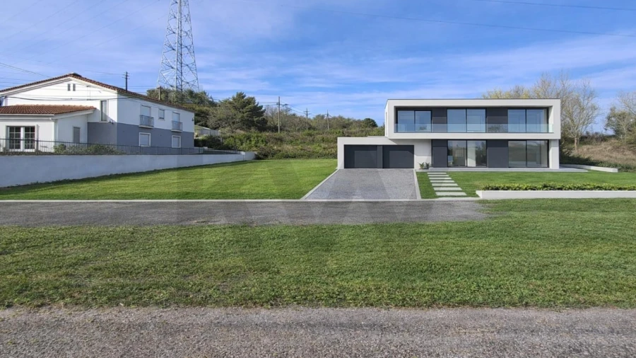 Terreno para Venda em Leiria, Pousos, Barreira e Cortes