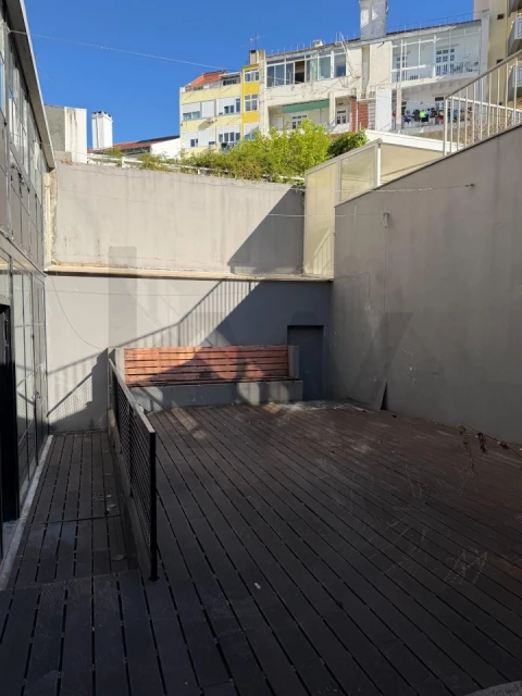 Loja para Arrendamento em Avenidas Novas