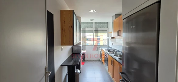 Quarto para Arrendamento em Odivelas