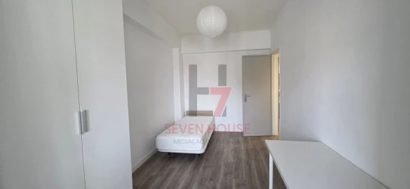 Quarto para Arrendamento em Odivelas