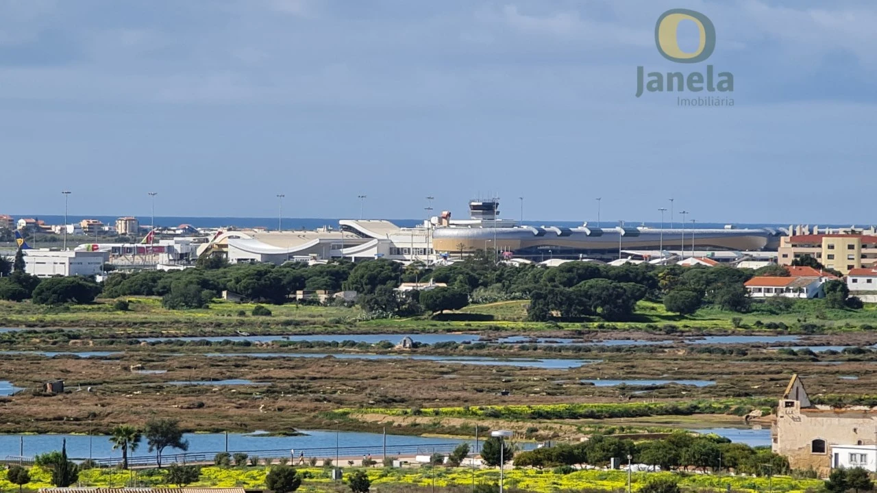 Apartamento T2 para Venda em Faro (Sé e São Pedro) Foto 6