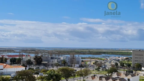 Apartamento T2 para Venda em Faro (Sé e São Pedro)