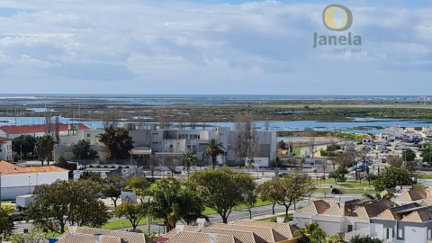 Apartamento T2 para Venda em Faro (Sé e São Pedro)