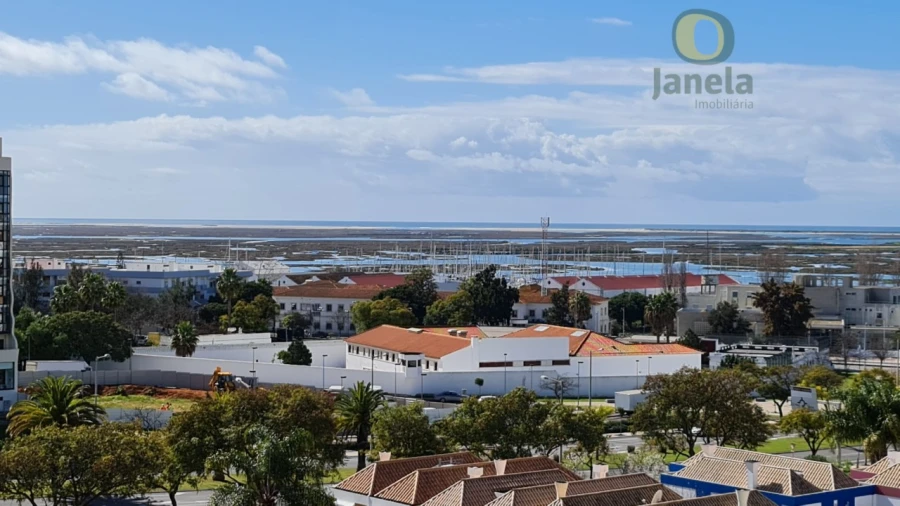 Apartamento T2 para Venda em Faro (Sé e São Pedro) Foto 2