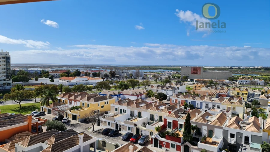 Apartamento T2 para Venda em Faro (Sé e São Pedro) Foto 4
