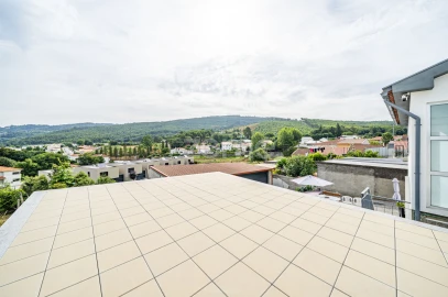 Moradia T3 para Venda em Nogueira, Fraião e Lamaçães