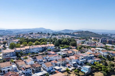 Moradia T3 para Venda em Nogueira, Fraião e Lamaçães