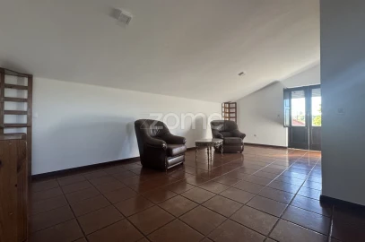 Moradia T4 para Arrendamento em Arazede