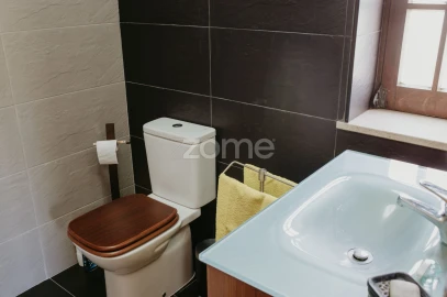 Moradia T6 para Venda em Santo Antonio dos Olivais