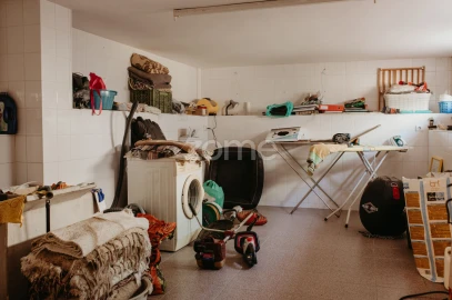 Moradia T6 para Venda em Santo Antonio dos Olivais