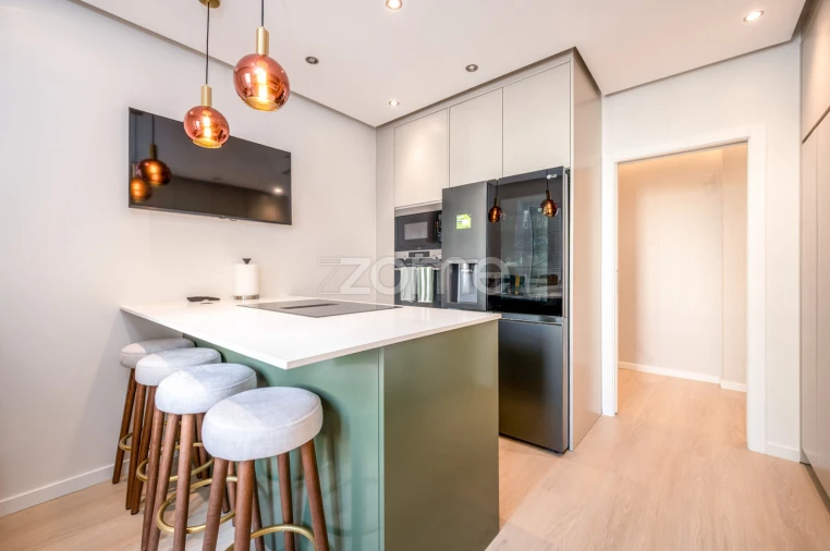 Apartamento T4 para Venda em Parque das Nações Foto 7