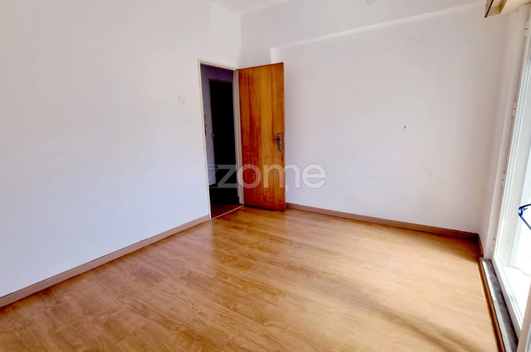 Apartamento T1 para Venda em Águas Livres Foto 8