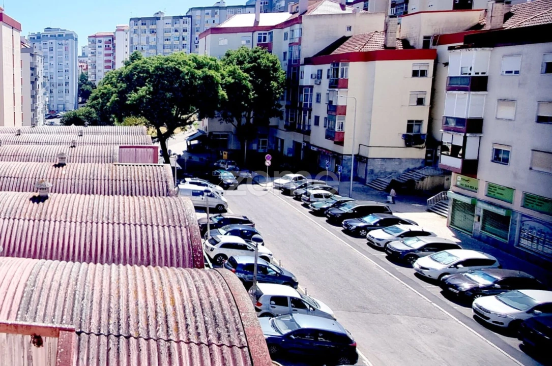 Apartamento T1 para Venda em Águas Livres Foto 13