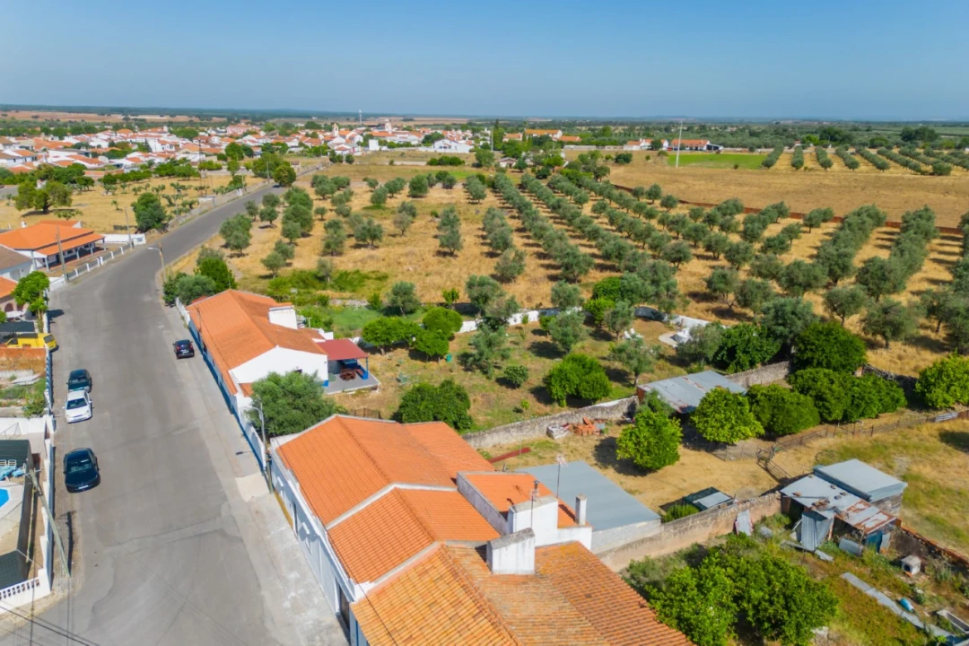 Moradia T2 para Arrendamento em Cano Foto 1