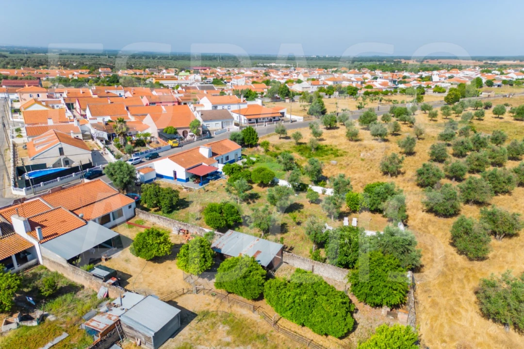 Moradia T2 para Arrendamento em Cano Foto 3