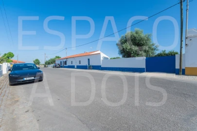 Moradia T2 para Arrendamento em Cano