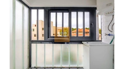 Apartamento T3 para Venda em Aldoar, Foz do Douro e Nevogilde