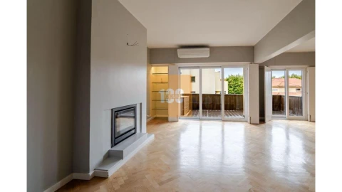 Apartamento T3 para Venda em Aldoar, Foz do Douro e Nevogilde