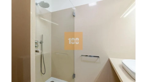 Apartamento T3 para Venda em Aldoar, Foz do Douro e Nevogilde