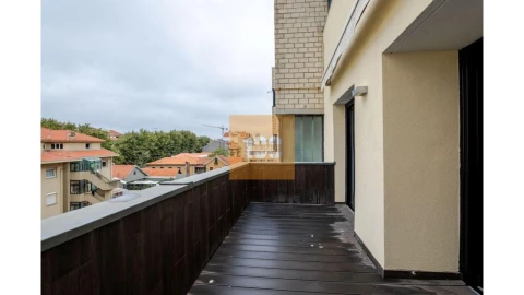 Apartamento T3 para Venda em Aldoar, Foz do Douro e Nevogilde