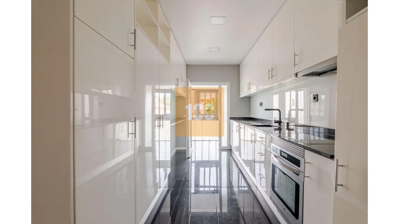 Apartamento T3 para Venda em Aldoar, Foz do Douro e Nevogilde Foto 16