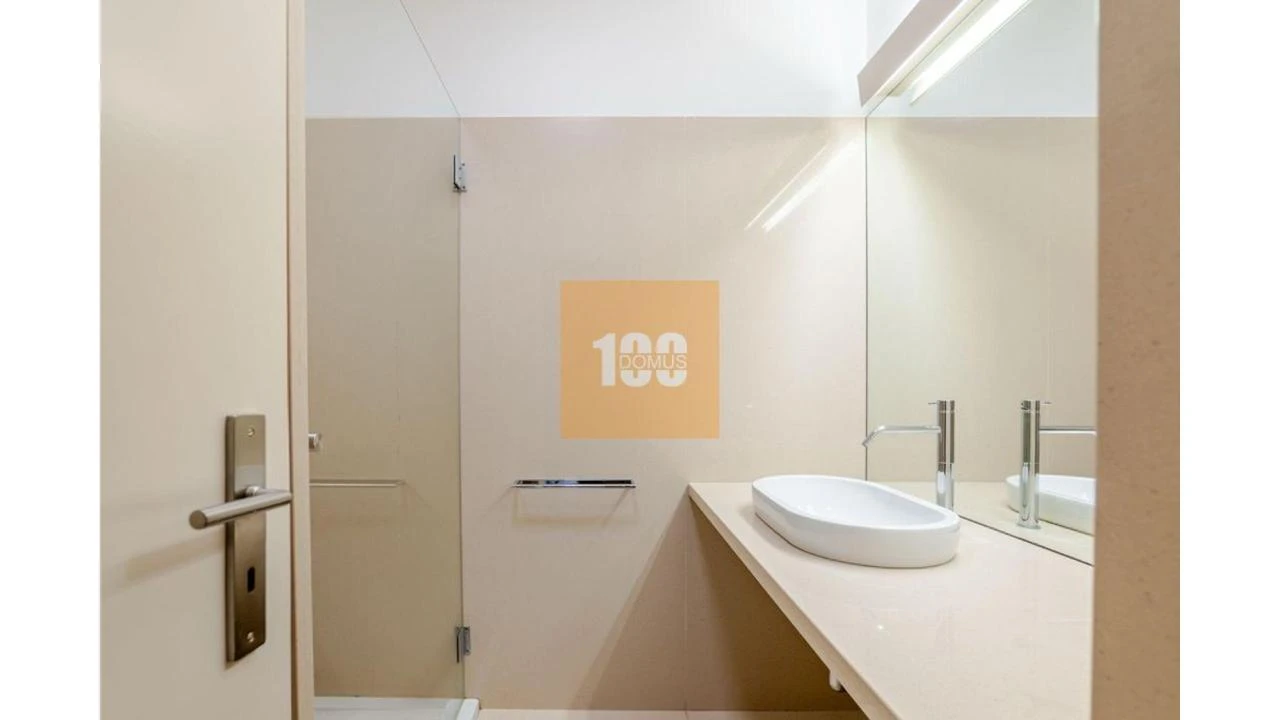 Apartamento T3 para Venda em Aldoar, Foz do Douro e Nevogilde Foto 23