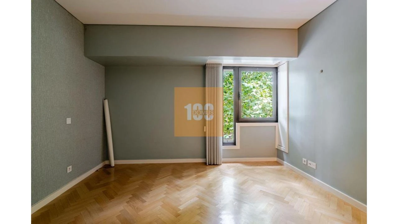 Apartamento T3 para Venda em Aldoar, Foz do Douro e Nevogilde Foto 27