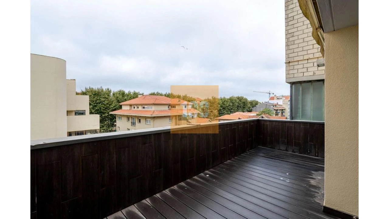Apartamento T3 para Venda em Aldoar, Foz do Douro e Nevogilde Foto 36