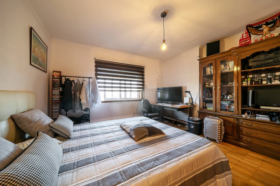 Apartamento T3 para Venda em Mafamude e Vilar do Paraíso Foto 14