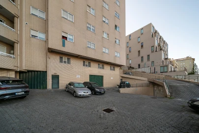 Apartamento T3 para Venda em Mafamude e Vilar do Paraíso