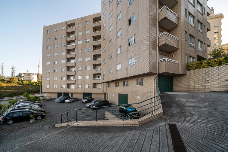 Apartamento T3 para Venda em Mafamude e Vilar do Paraíso Foto 34