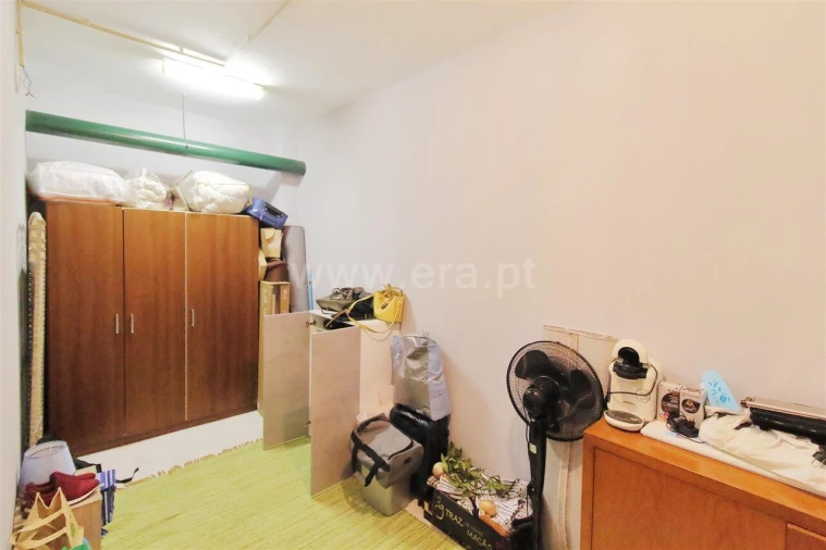 Apartamento T1 para Venda em Oliveira do Douro Foto 9