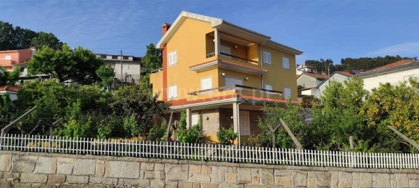 Moradia T7 para Venda em Ancede e Ribadouro