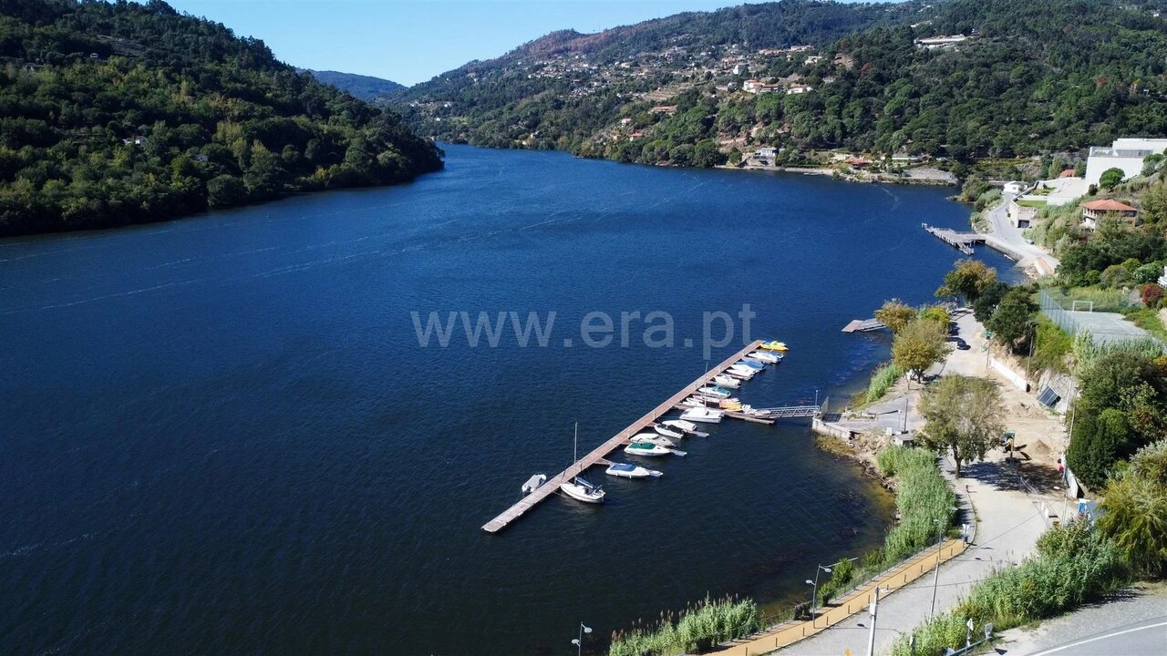 Moradia T7 para Venda em Ancede e Ribadouro Foto 13