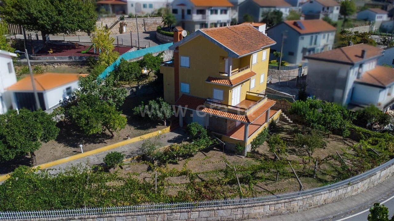 Moradia T7 para Venda em Ancede e Ribadouro Foto 9