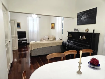 Moradia T4 para Venda em Funchal (Santa Maria Maior)