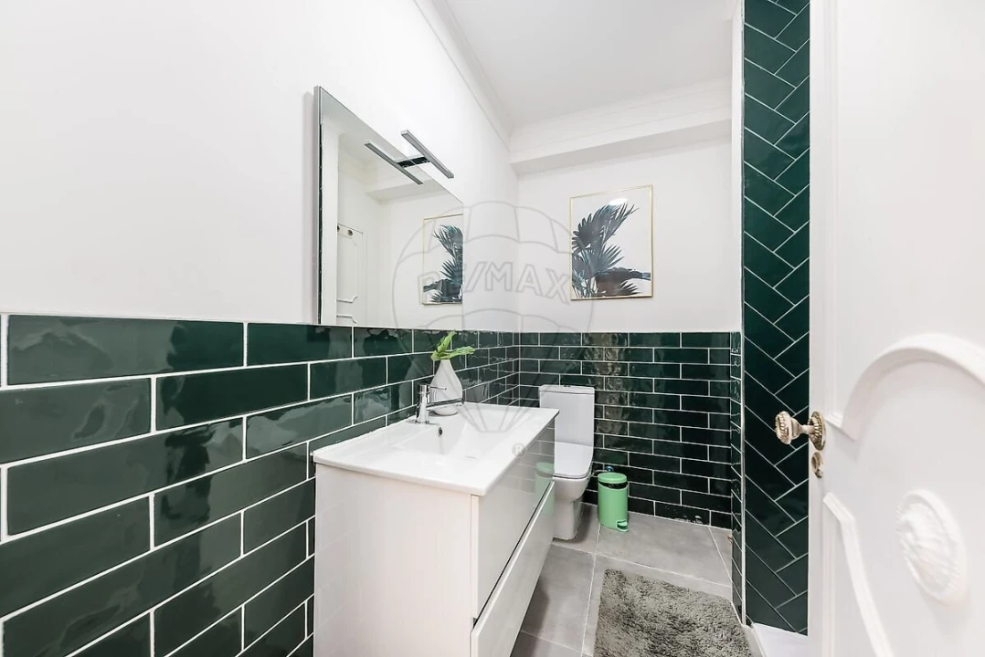 Apartamento T3 para Venda em Alvalade Foto 16