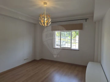 Apartamento T3 para Venda em Mina de Água