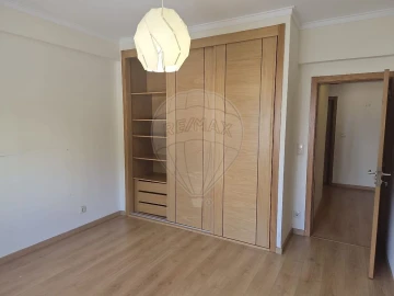 Apartamento T3 para Venda em Mina de Água