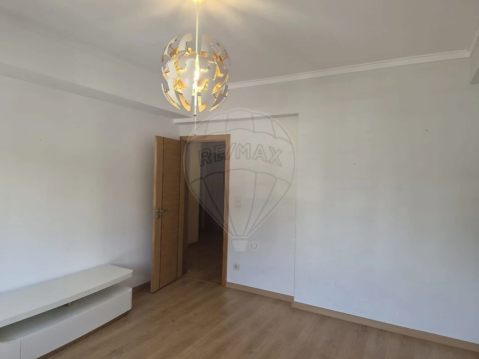 Apartamento T3 para Venda em Mina de Água Foto 7